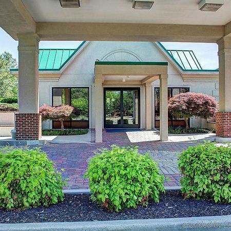 Quality Inn North Yellow Tavern Exterior photo